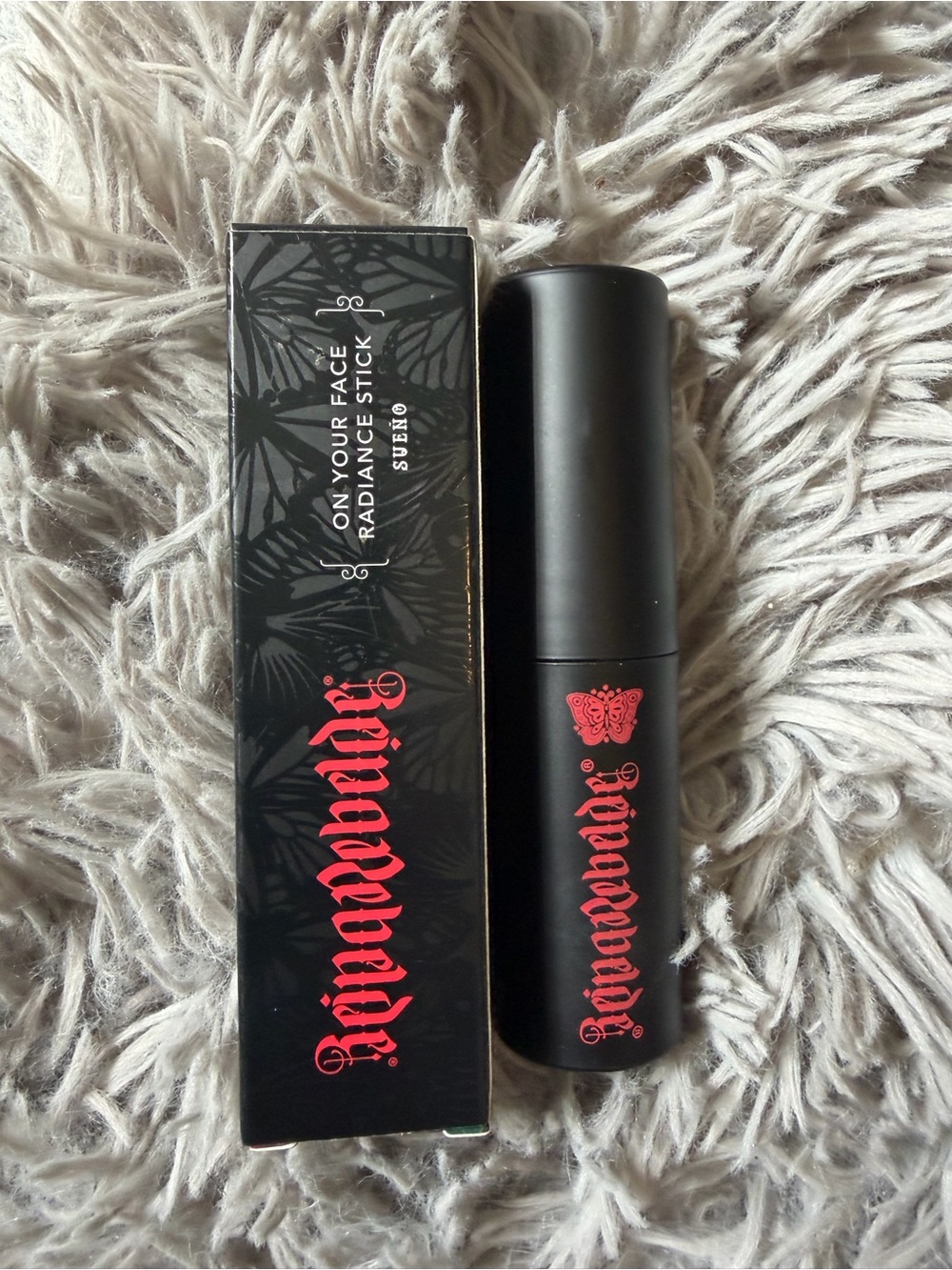 On Your Face Radiance Stick - Suede (Pink)